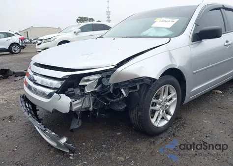 2011 Ford Fusion S z USA, uszkodzony, nr VIN 3FAHP0GA2BR254783